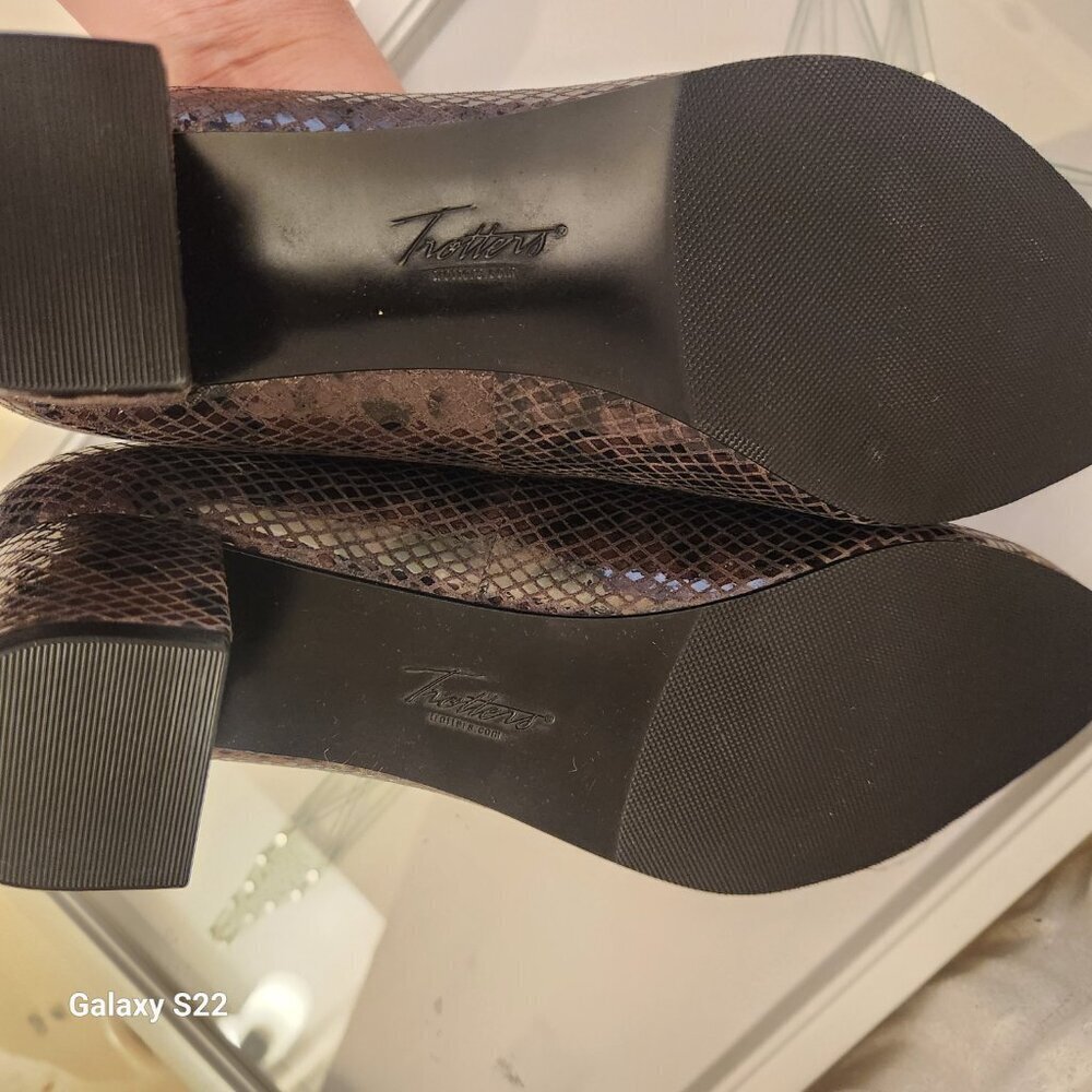 Trotters Dark Brown Snake-Print Block Heel Pumps - Picture 7 of 9